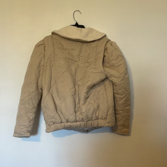 BLANK NYC Warm Hearts Quilted Sherpa Button Down Jacket Cream/Beige - Picture 9 of 9